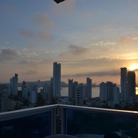 Lago Y Mar Apartamentos Cartagena Екстер'єр фото