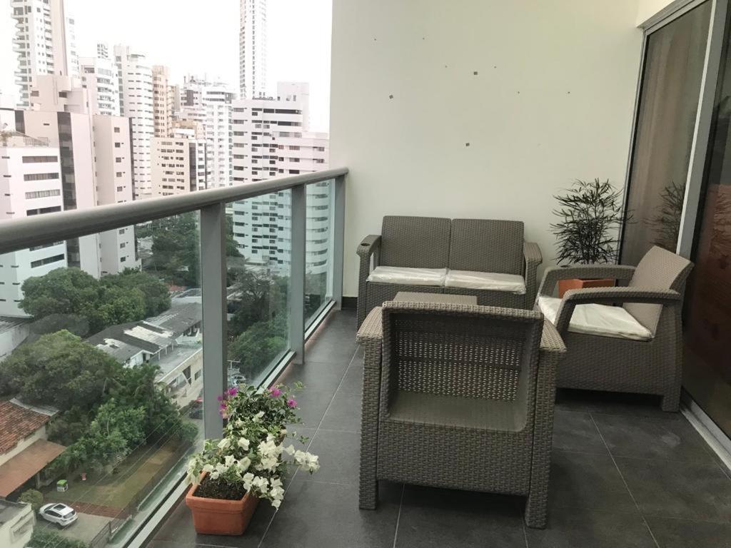 Lago Y Mar Apartamentos Cartagena Екстер'єр фото
