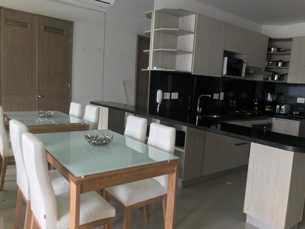 Lago Y Mar Apartamentos Cartagena Екстер'єр фото
